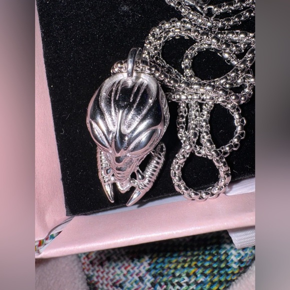 copes Greytech Alien Necklace silver chain GOTHBOICLIQUE GBC - Picture 6 of 14